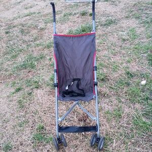 Compact Gray and Red Kids Stroller